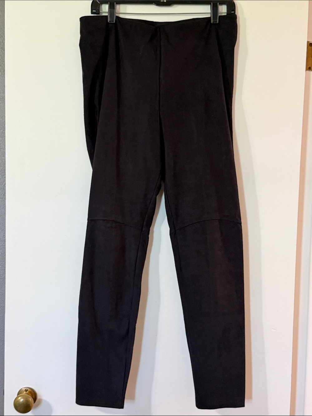 Lysse Black Faux-Suede Leggings with Knee Paneling